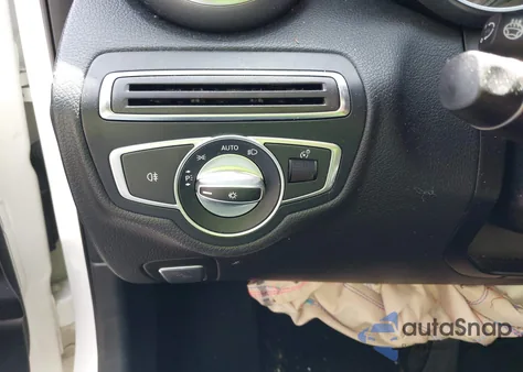 2017 Mercedes-Benz C 300 from USA, damaged, VIN 55SWF4KB6HU213450